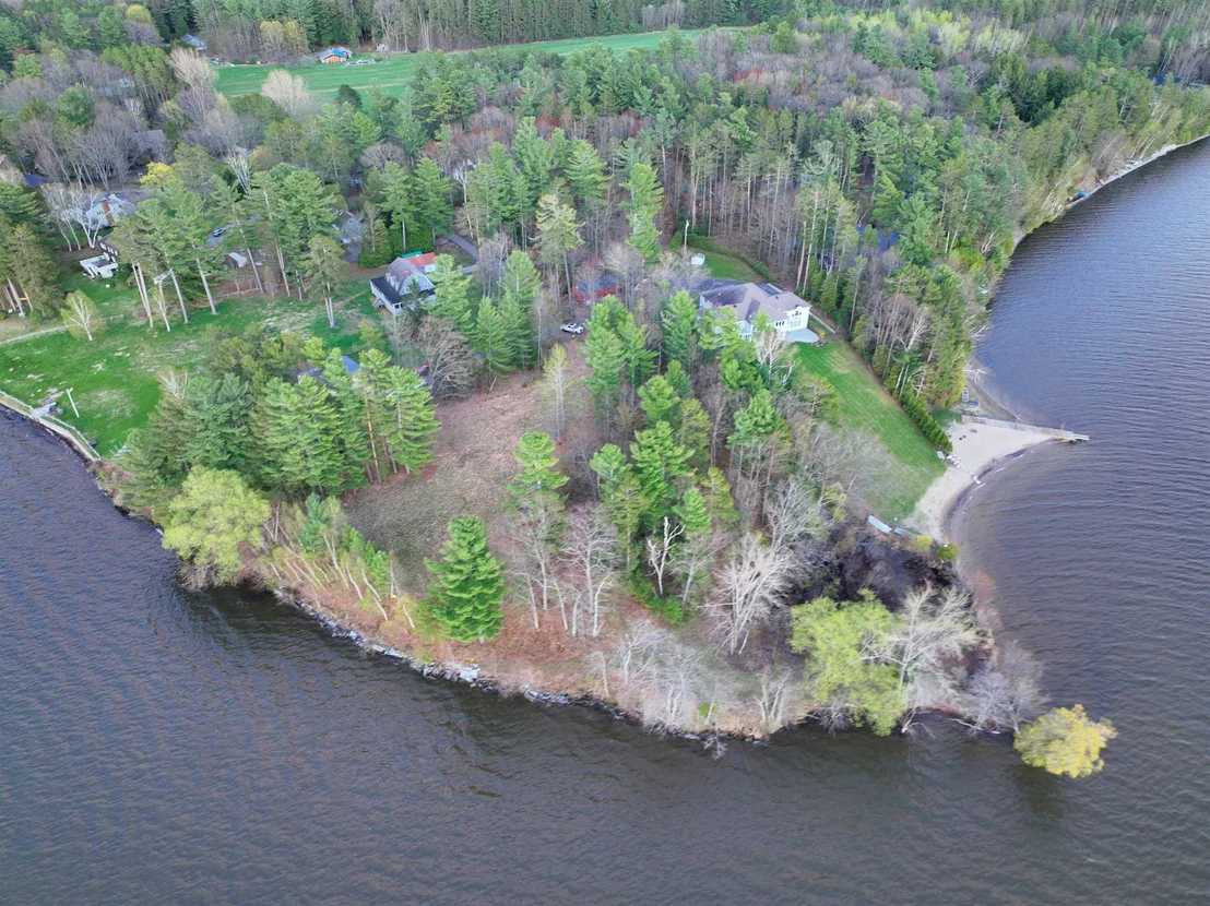 Photo of 1413 Bluff