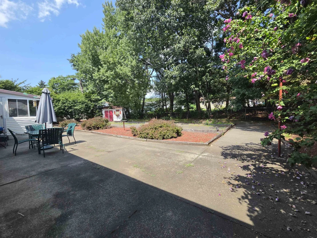 Photo of 15 Budron