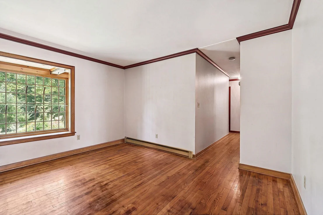 Photo of 72 Ledge