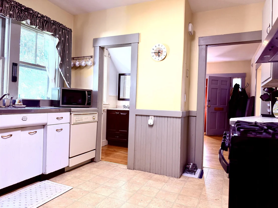 Photo of 34 Edgewood