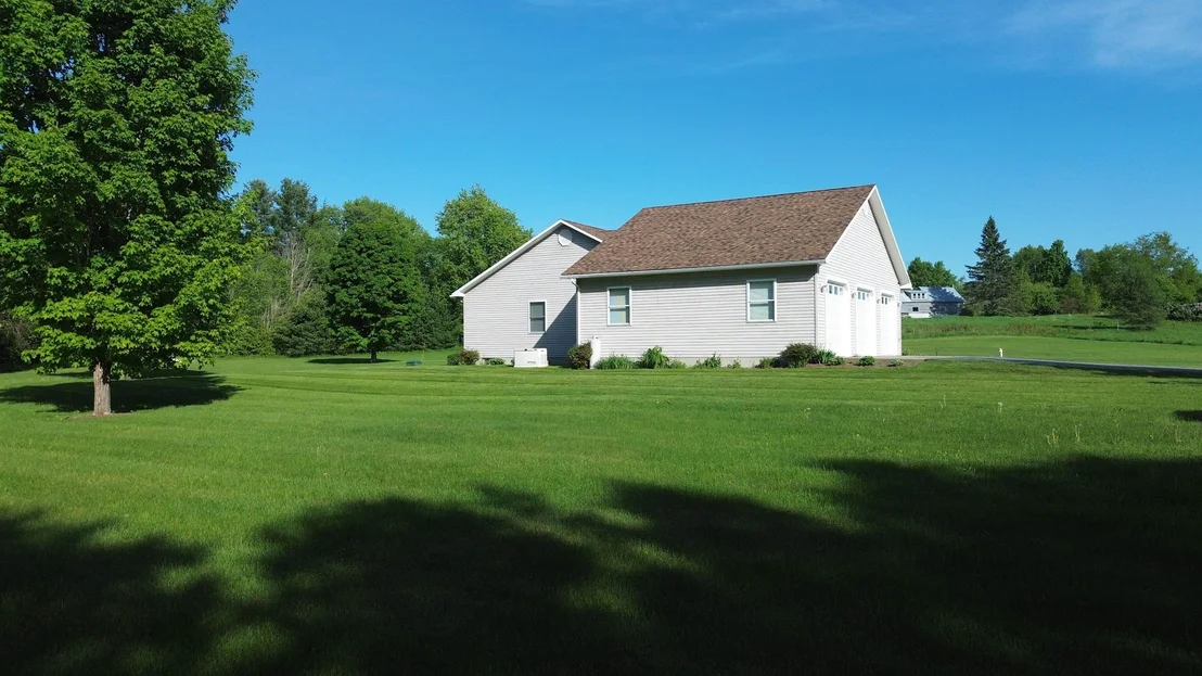 Photo of 348 Whispering Pines