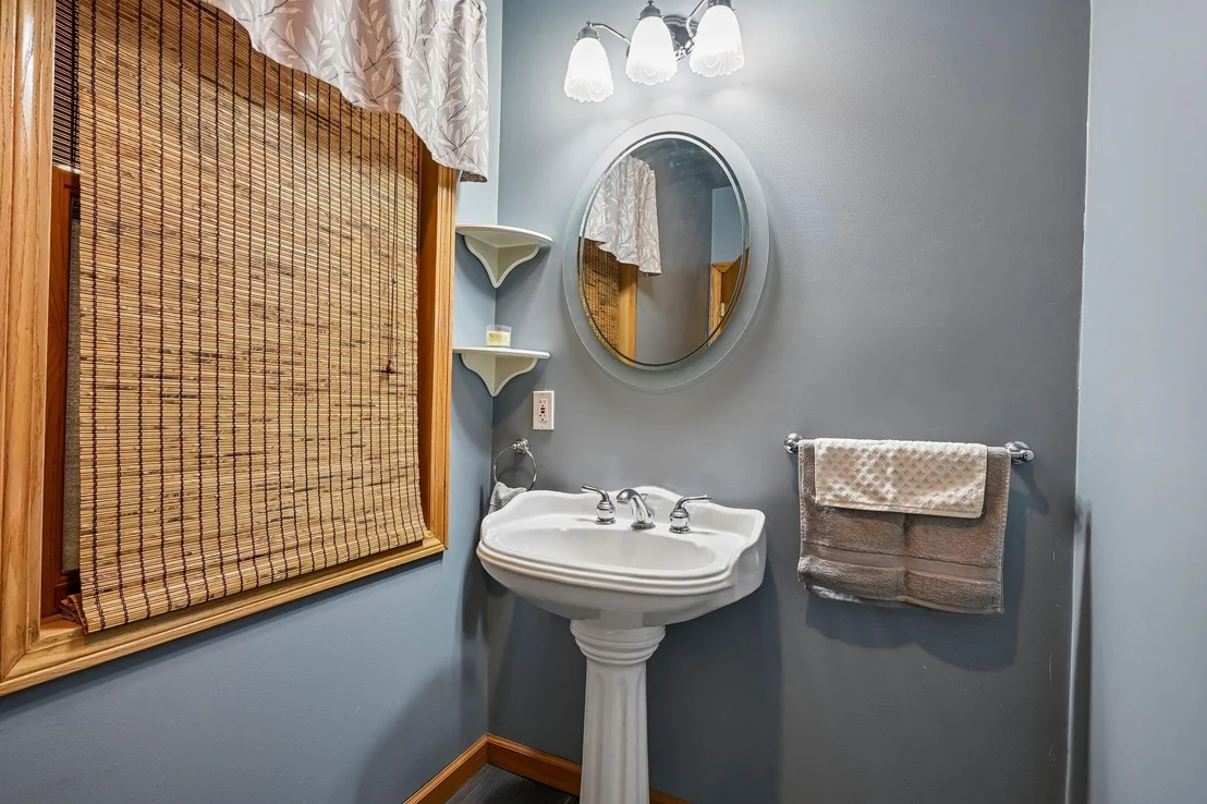 Photo of 76 Holts Point