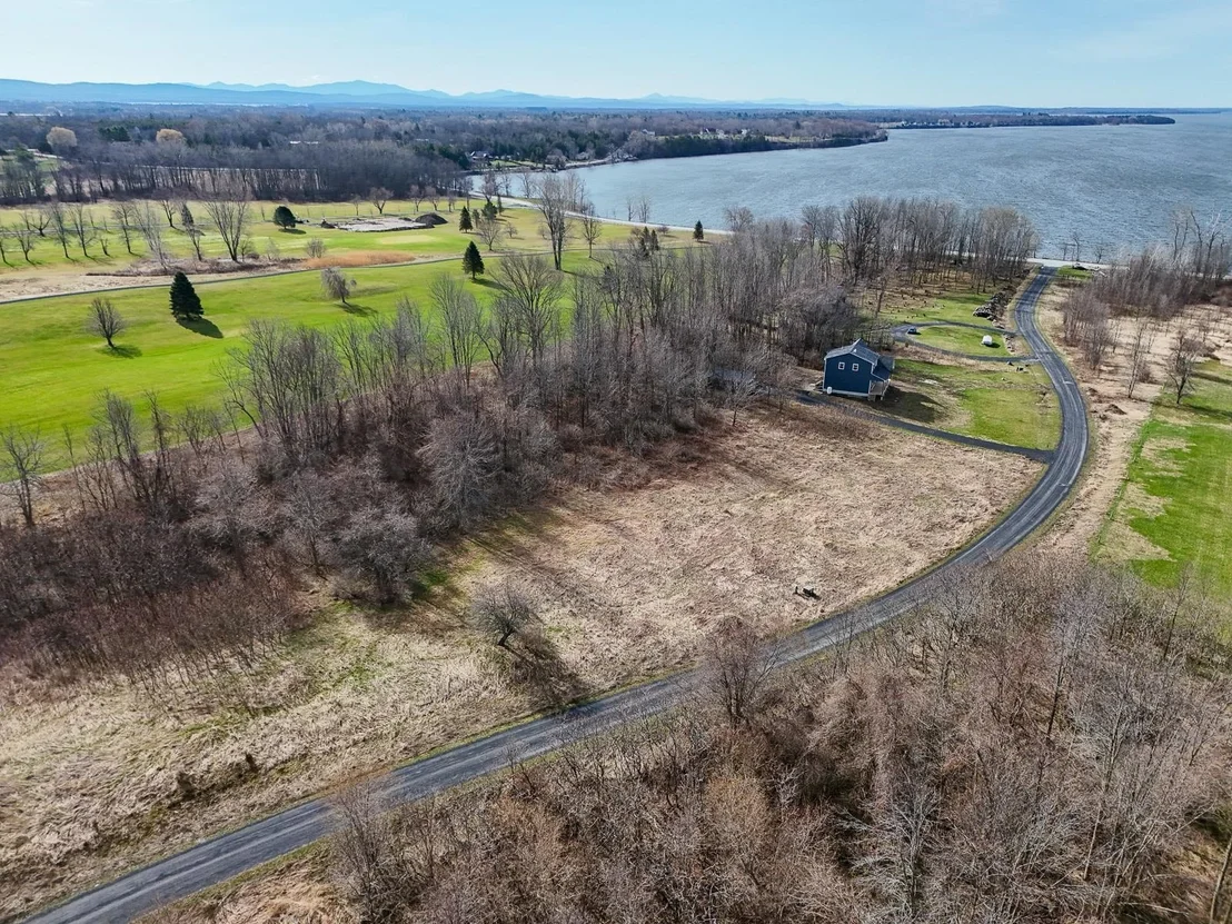 Photo of Unit LOT5 at 220 Terrapin