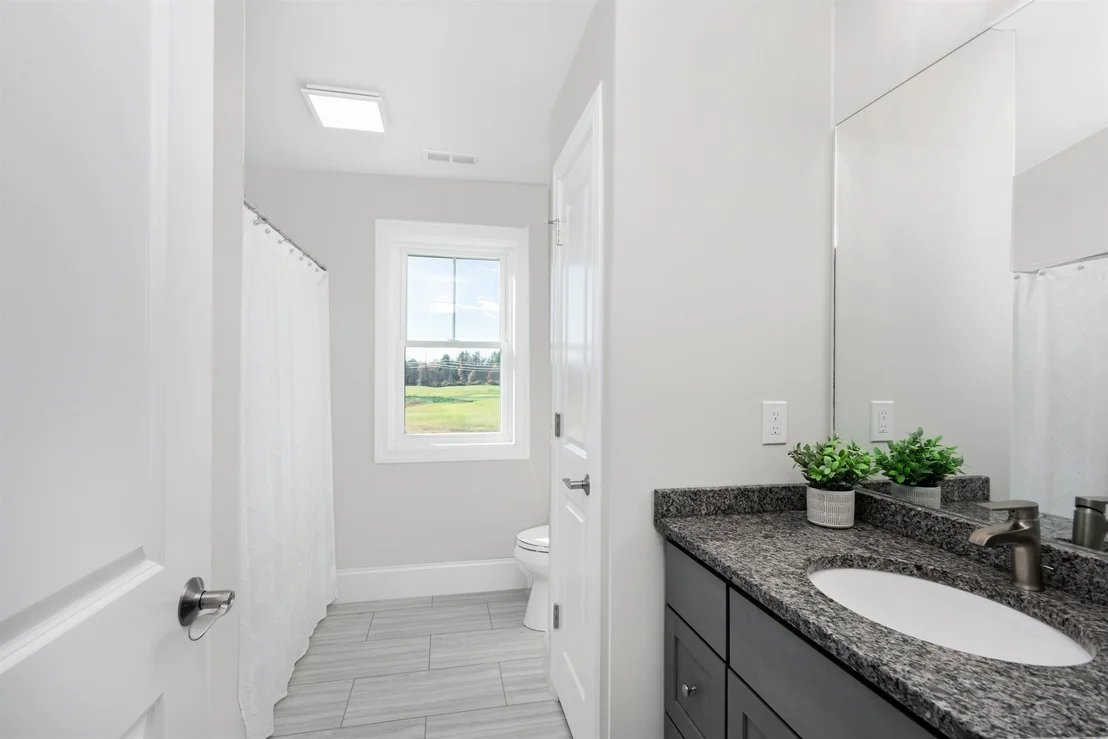 Photo of 8 Acadia