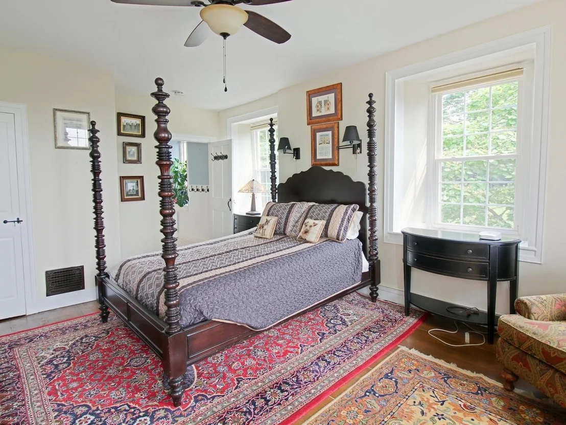 Photo of 383 St. Albans