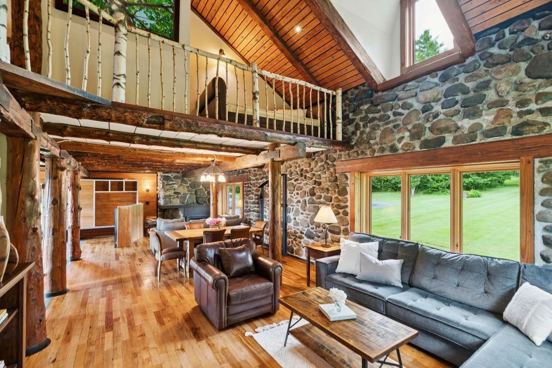 Photo of 4626 Elmore Mountain