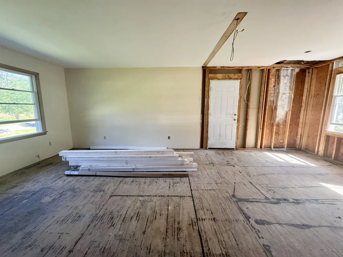 Photo of 35 Reese