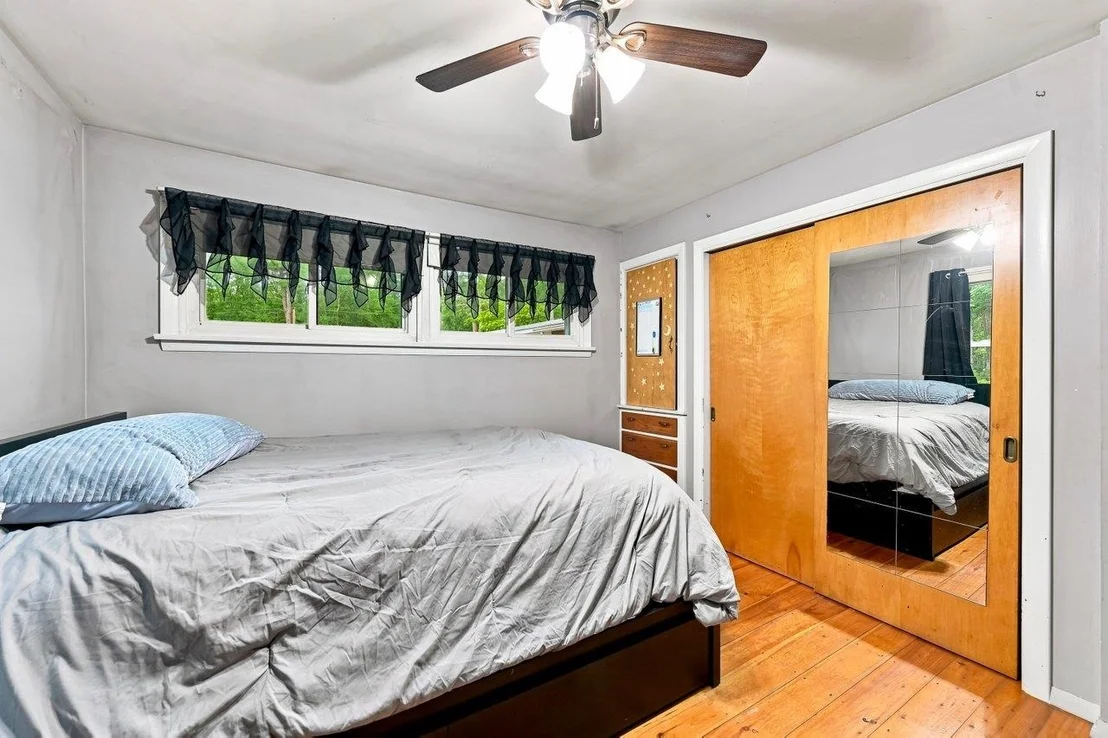 Photo of 143 Long Hill