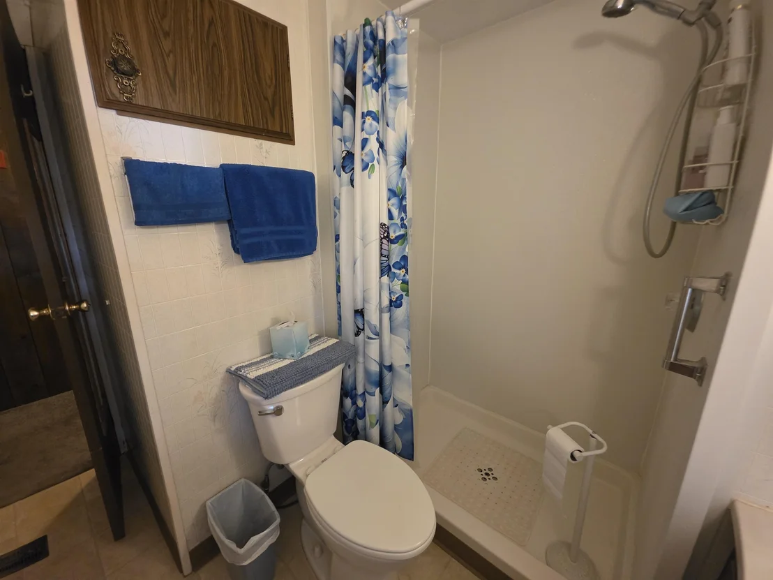 Photo of 672 Giddings