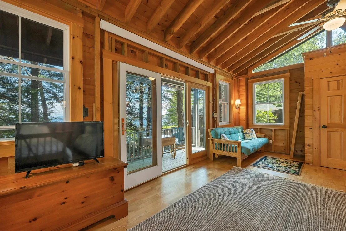 Photo of 41 Pine Island