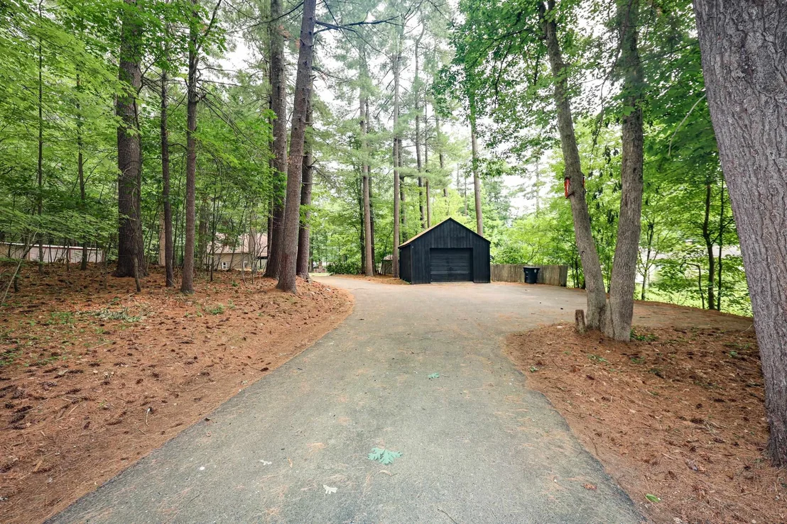 Photo of 112 Gilson