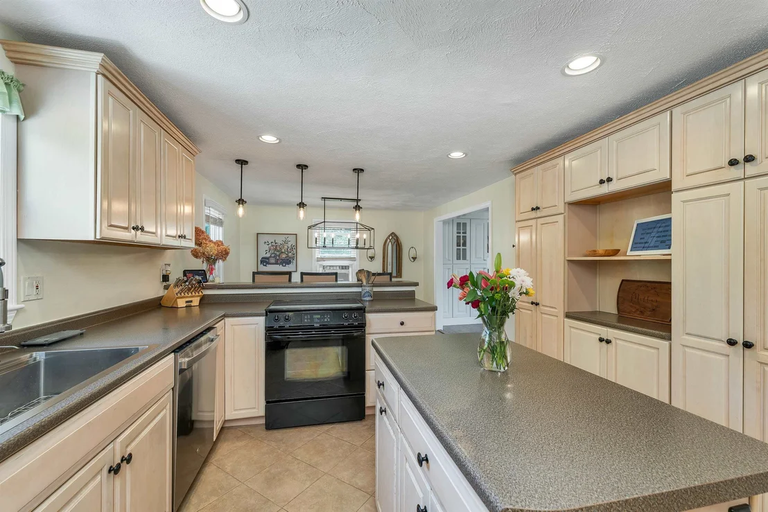 Photo of 14 Juniper