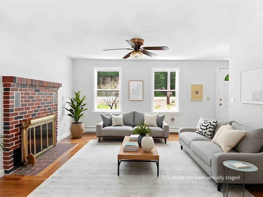 Photo of 11 Lovell