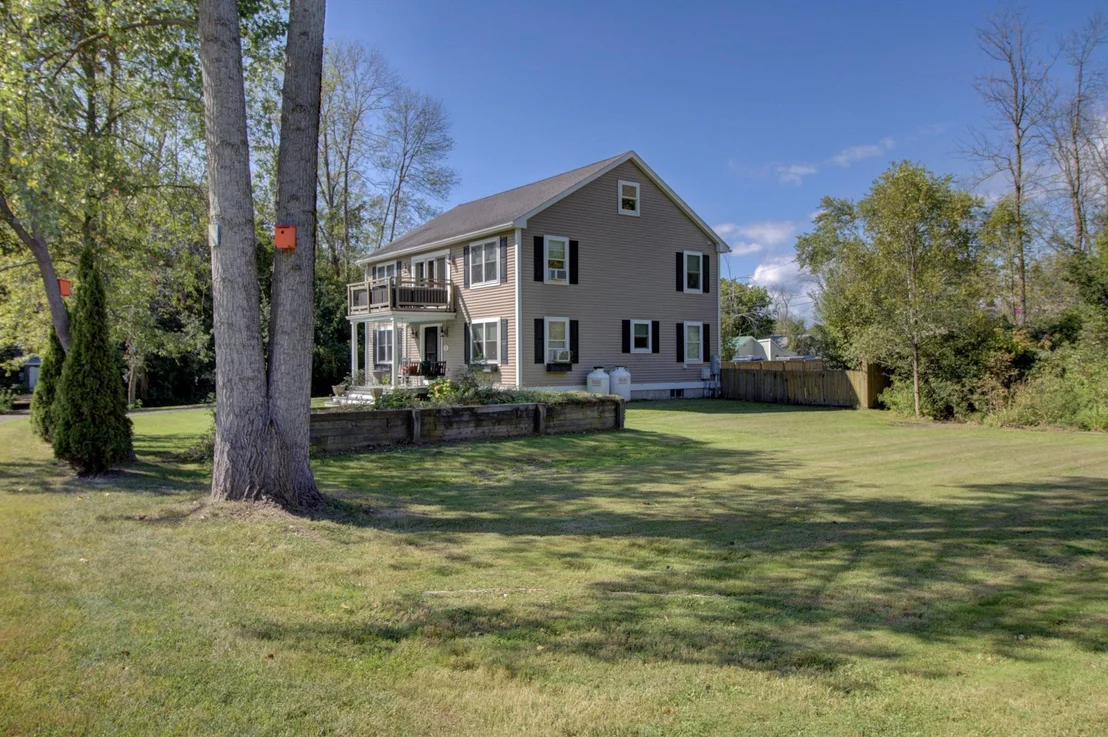 Photo of 9 Cedar