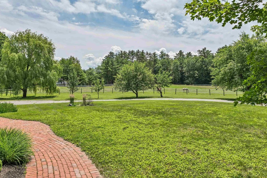 Photo of 108 Whitten Neck