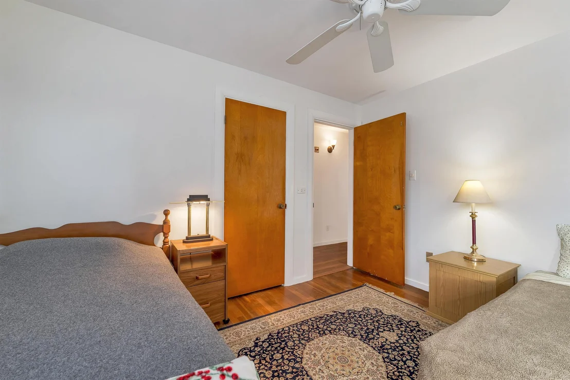 Photo of 21 Acton