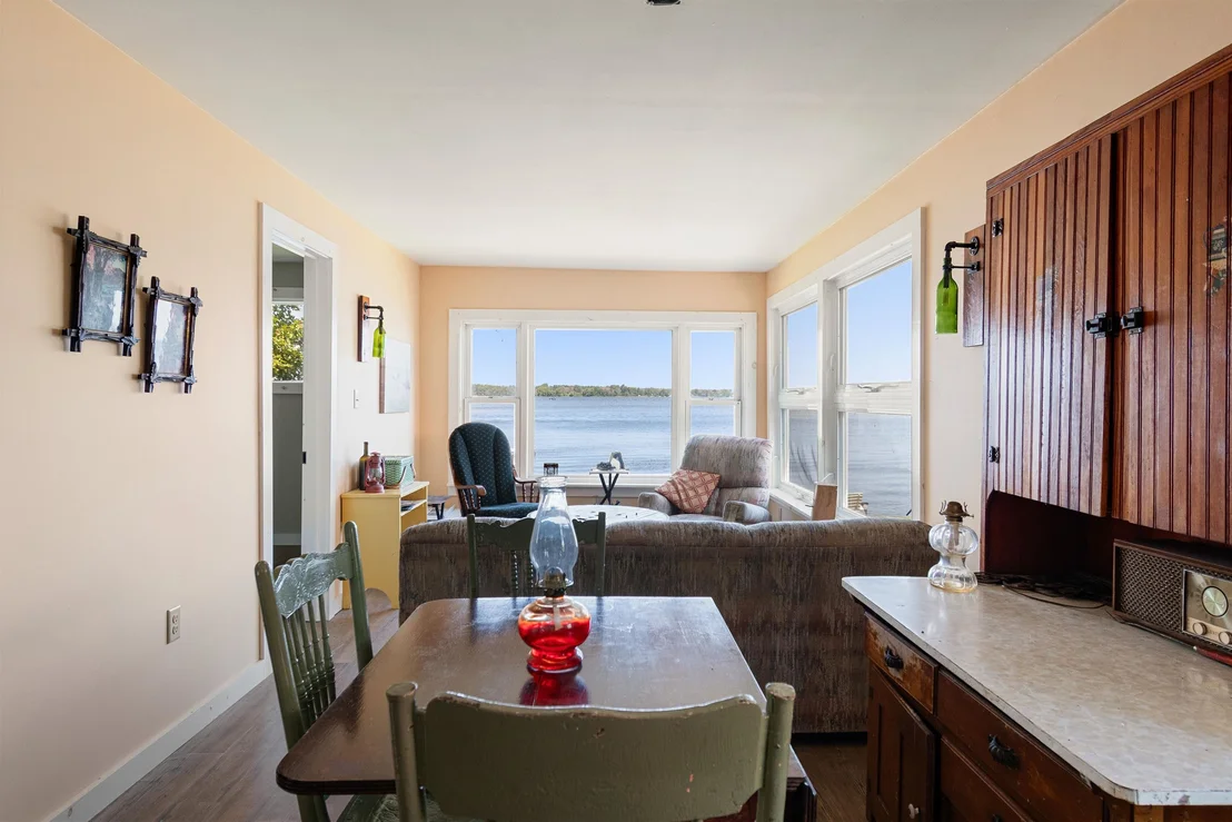 Photo of 43 Sandy Point