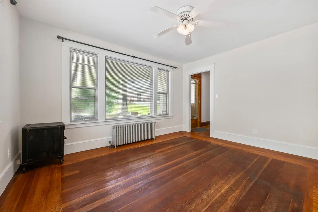 Photo of 419 Hillside