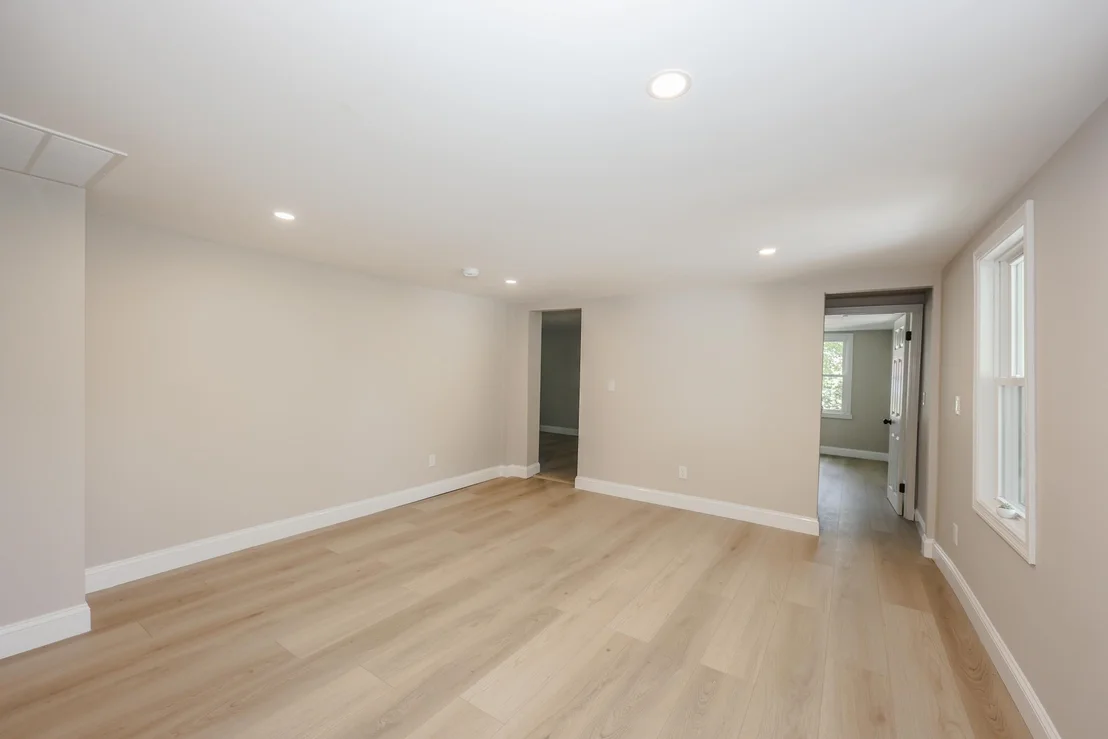 Photo of 32 Raymond