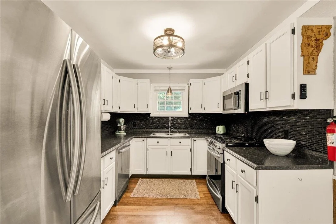 Photo of 63 Pine Hill