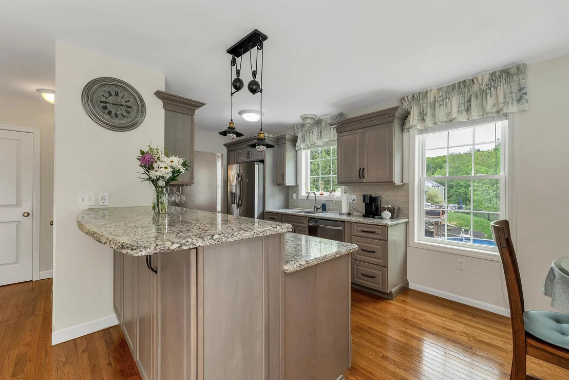 Photo of 70 Patch Hill