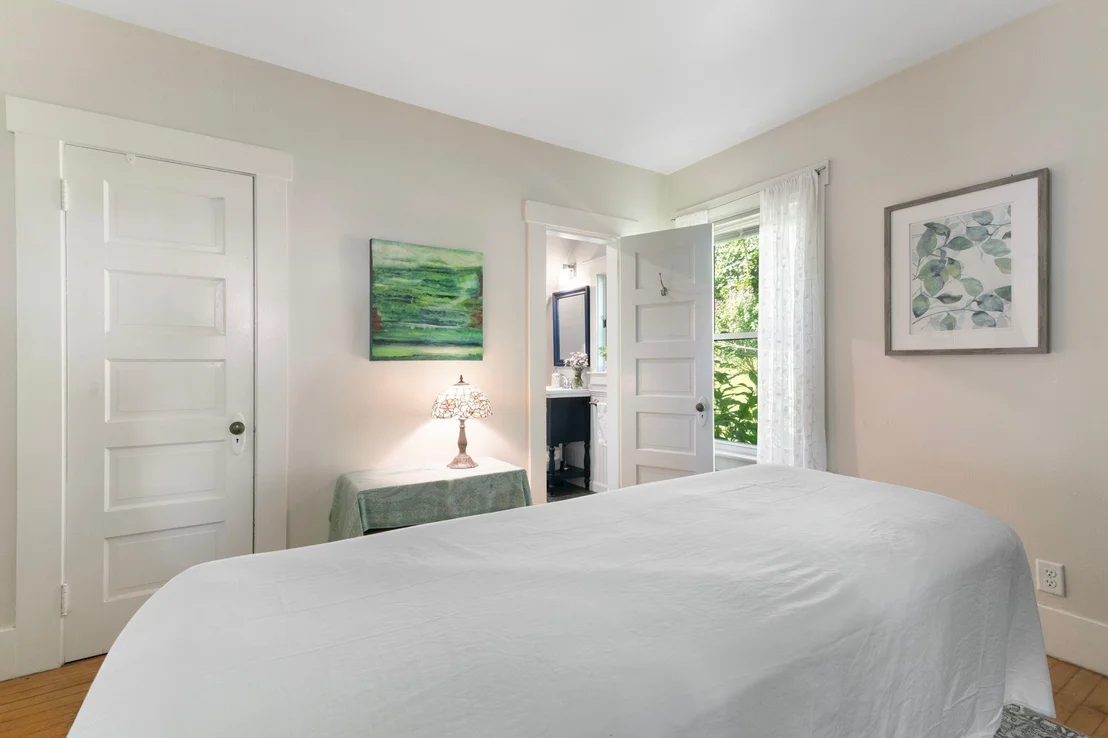 Photo of 19 Blakeslee