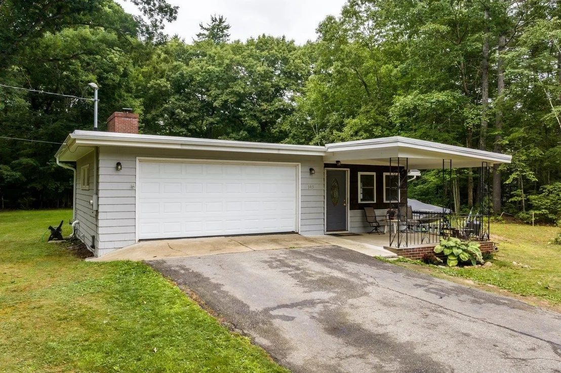 Photo of 143 Long Hill