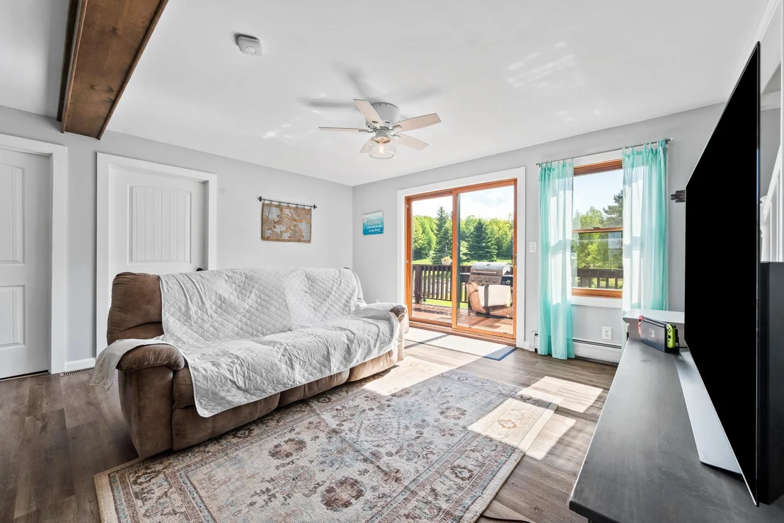 Photo of 154 Cates Hill