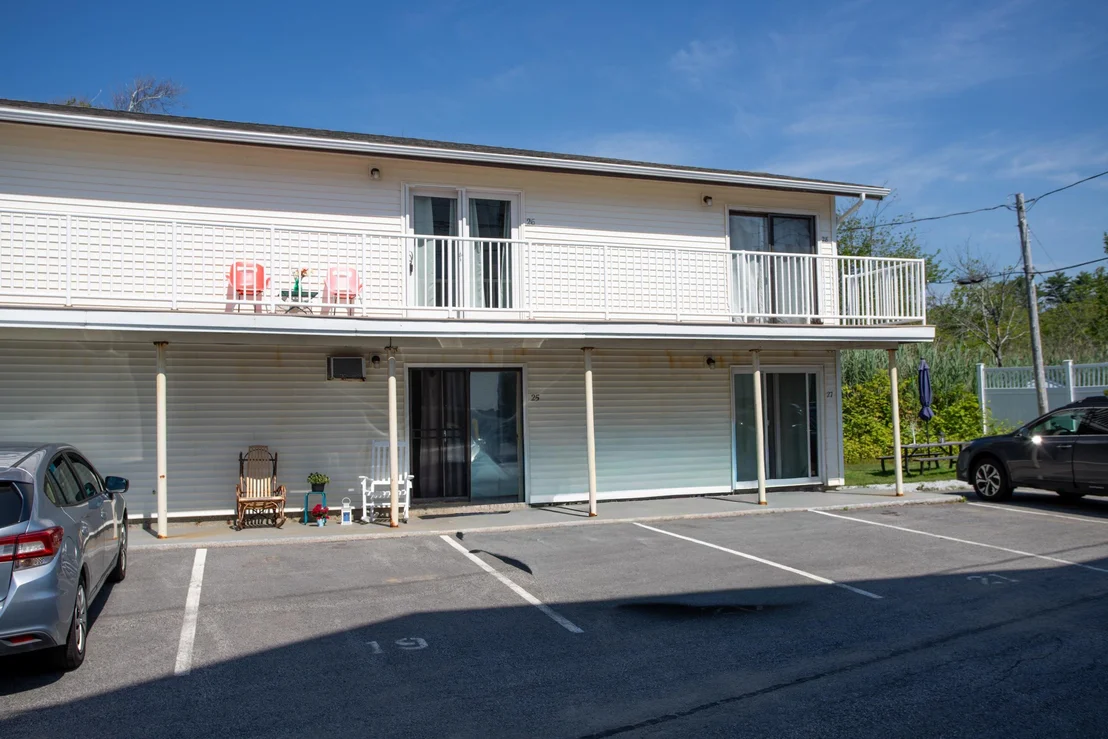Photo of Unit 26 at 933 Ocean