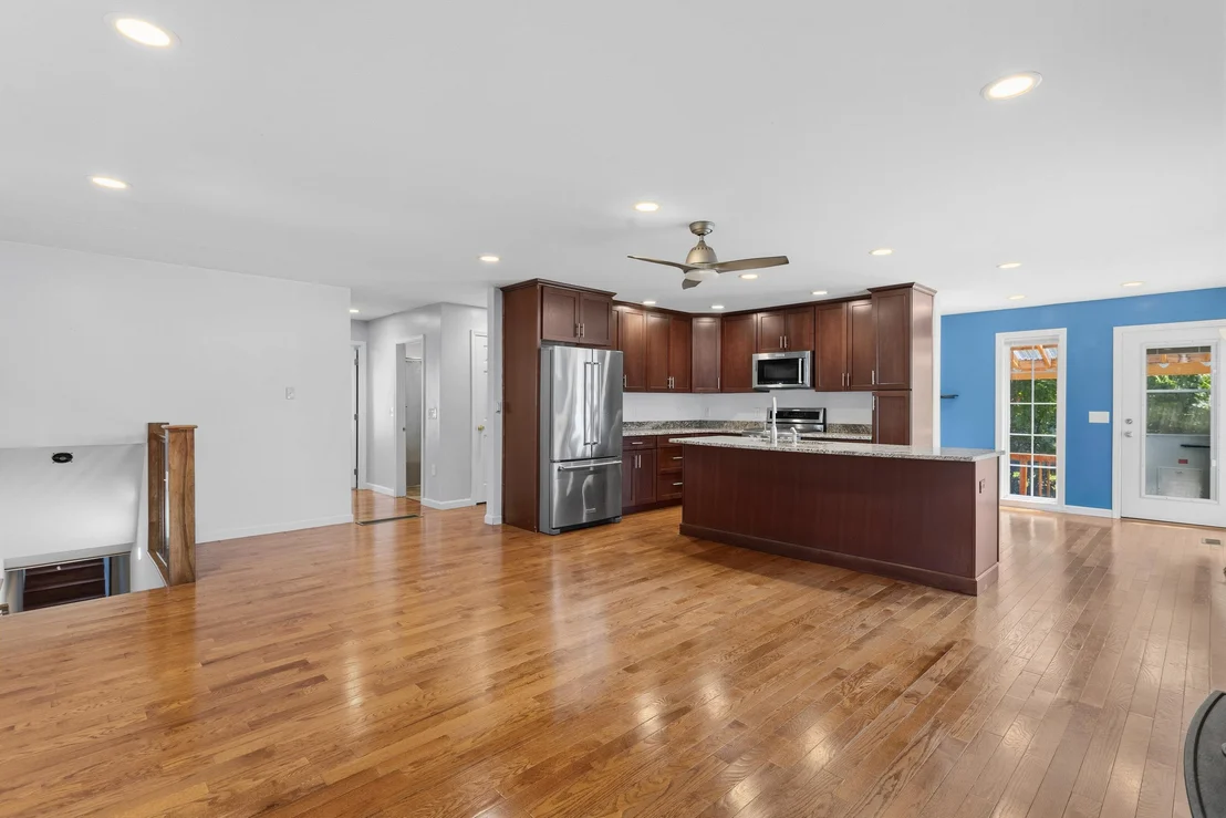 Photo of 264 Broad