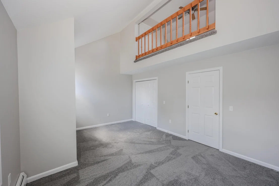 Photo of Unit 104 at 1465 Hooksett