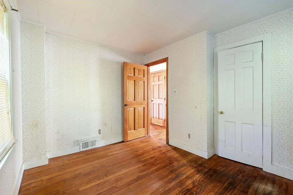 Photo of 16 Douglass