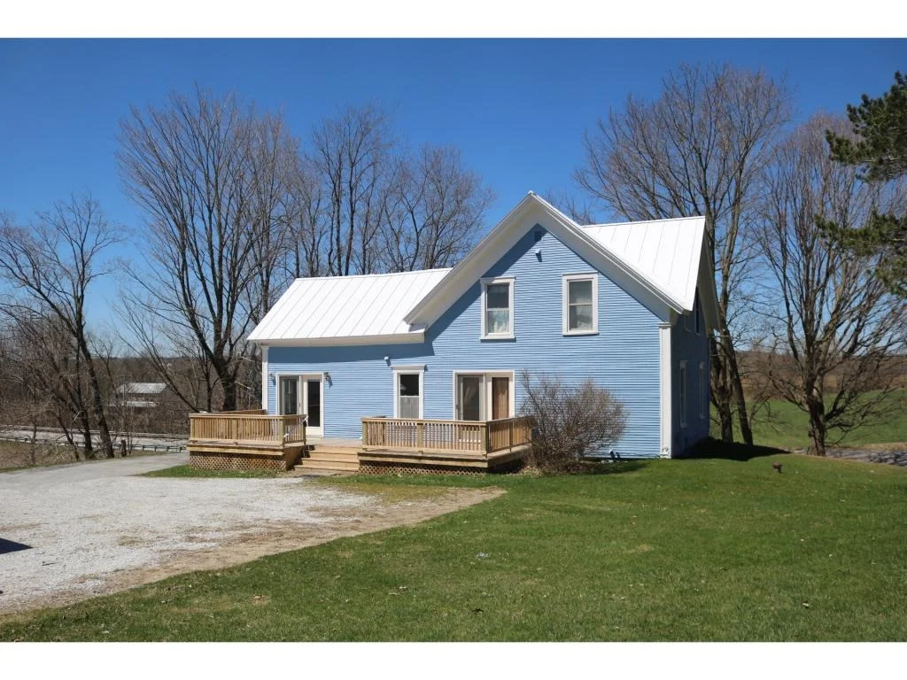 Photo of 4900 Lake