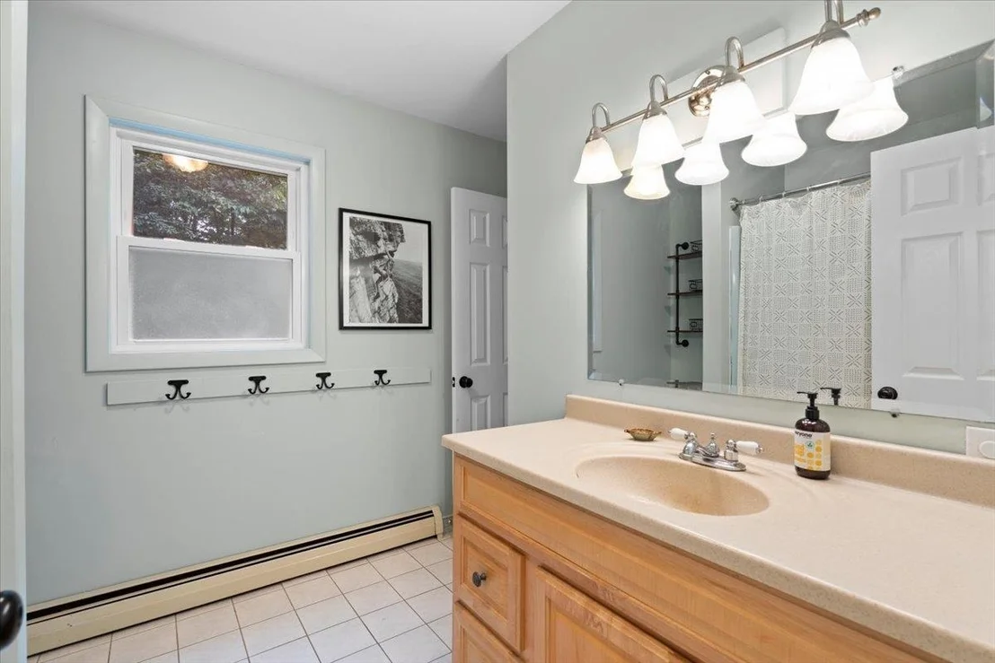 Photo of 80 Phoenix