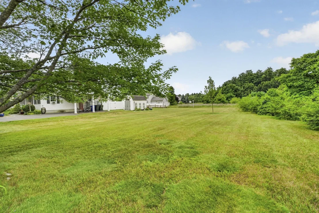 Photo of 284 Corning