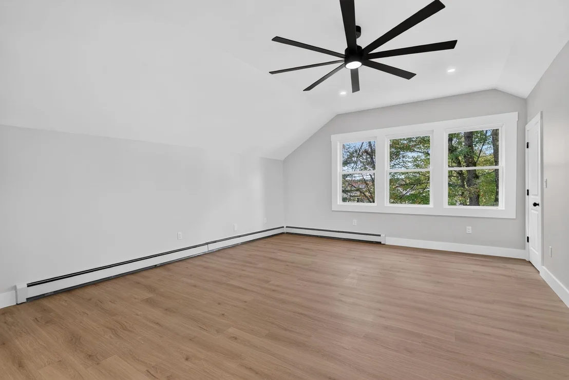 Photo of 80 East