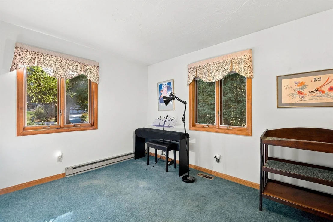 Photo of 212 Varney