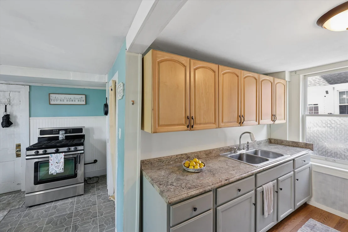 Photo of 47 N Spring