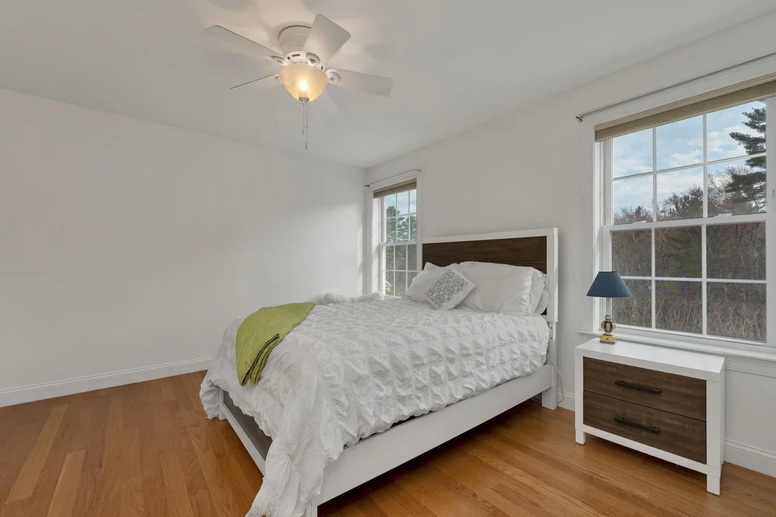 Photo of 26 Lamplighter