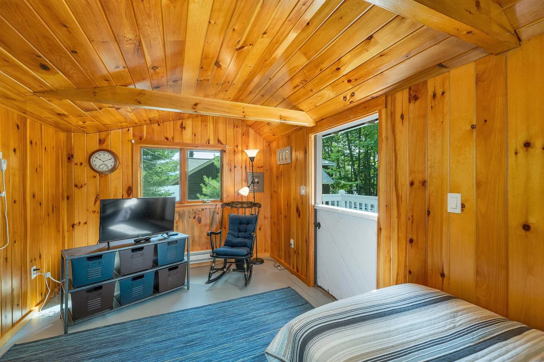 Photo of 41 Meaders Point
