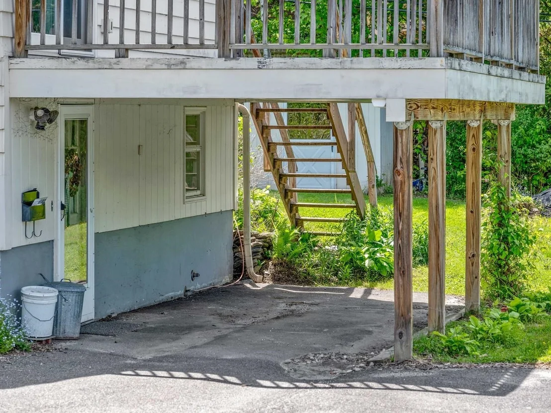 Photo of 48 Colonial