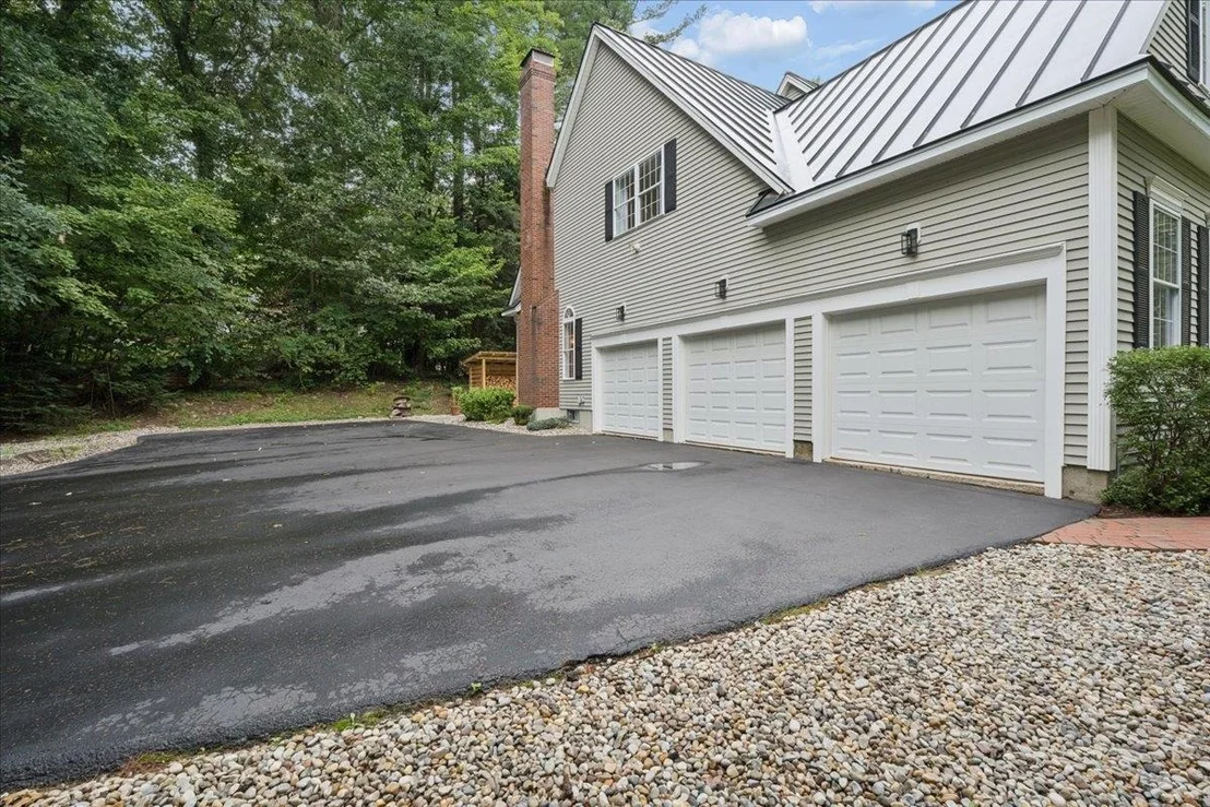 Photo of 75 Tirrell