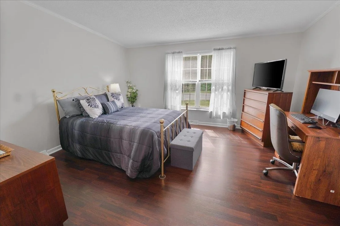 Photo of 8 Stonegate