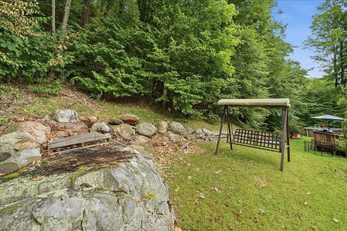 Photo of 13 Broadview