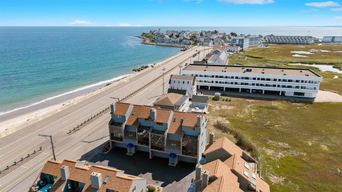 Photo of Unit 7 at 581 Ocean