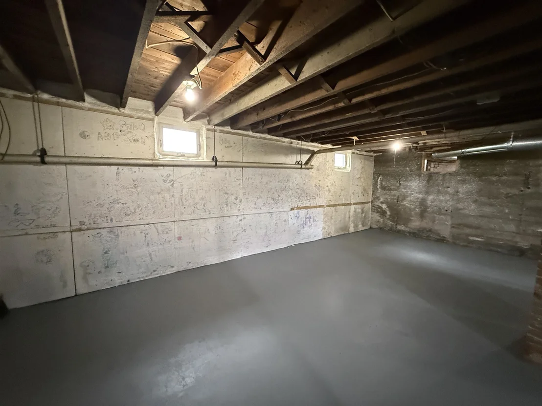 Photo of 220 Hall Stream