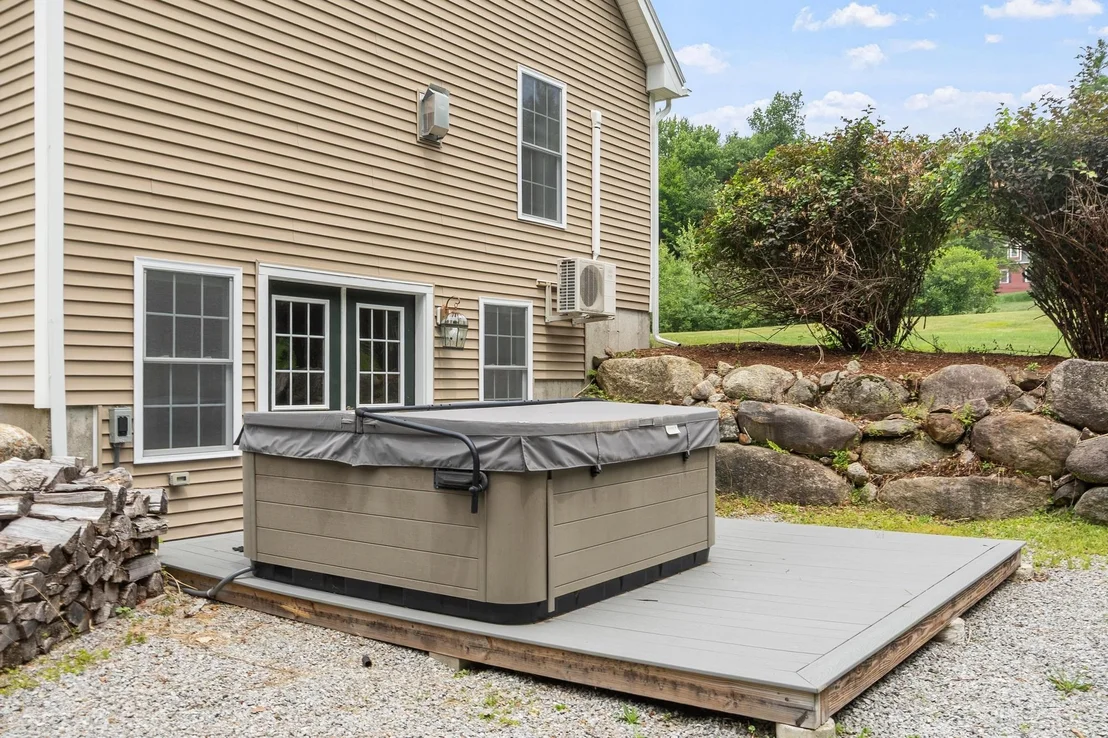 Photo of 62 Monadnock