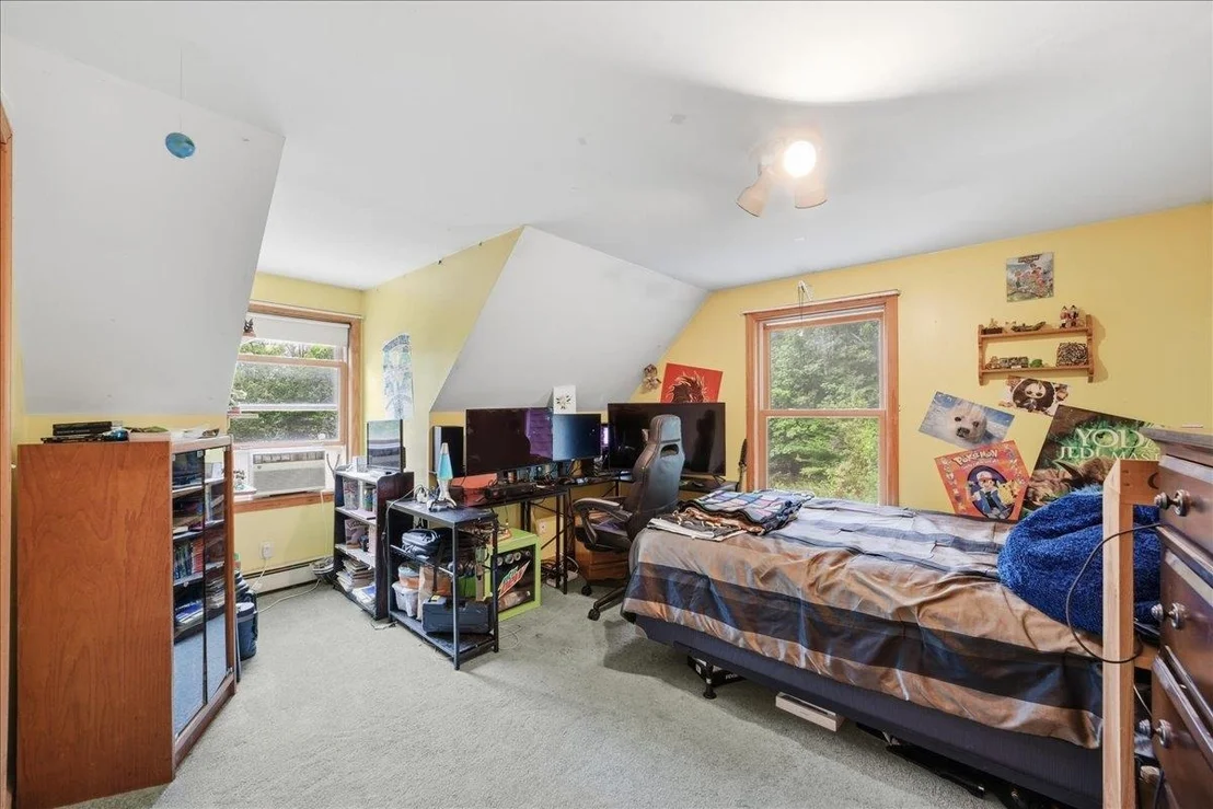 Photo of 13 Broadview