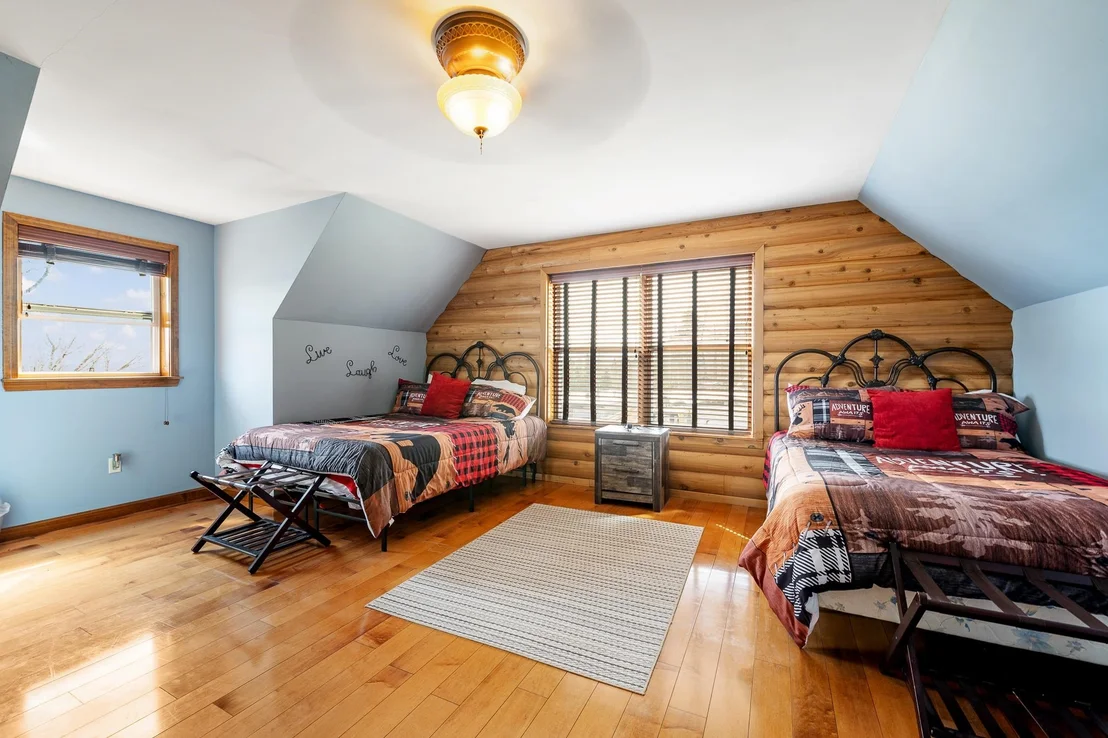 Photo of 126 Maple Mountain