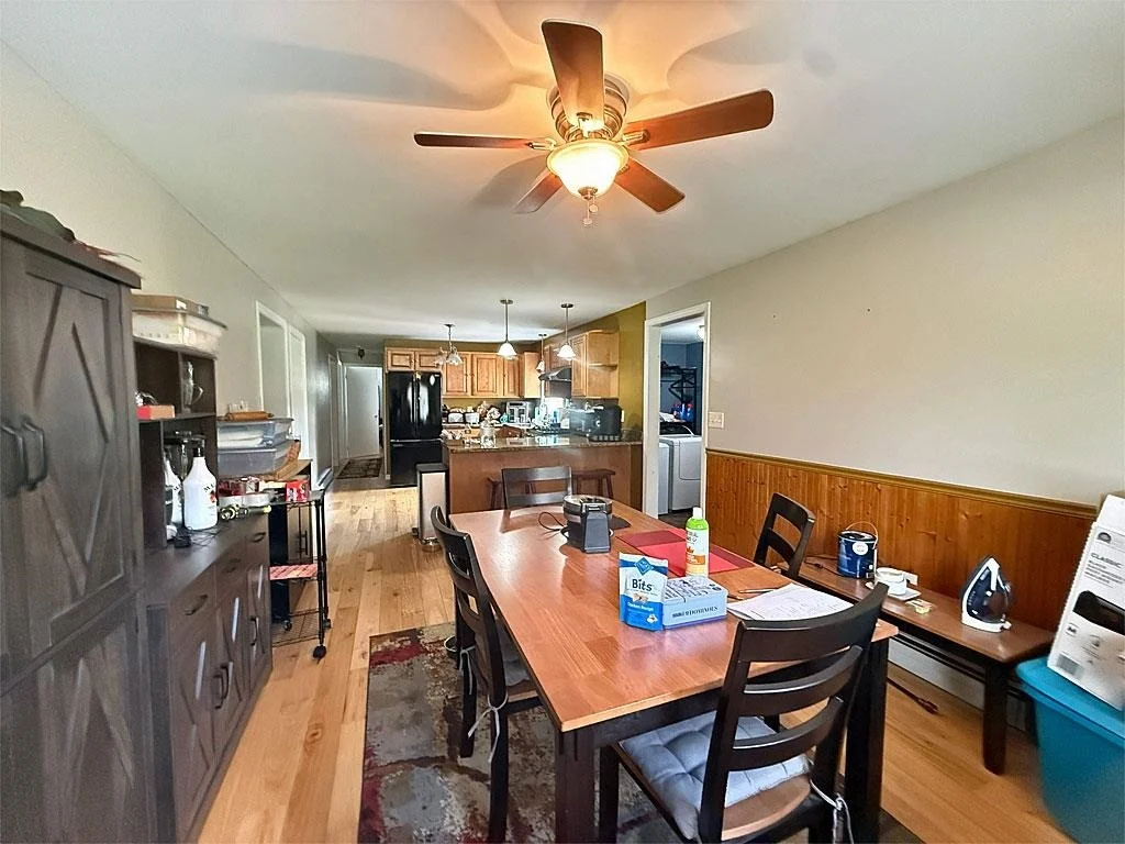 Photo of 387 Main
